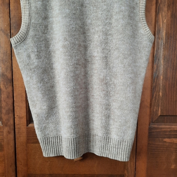 Vintage Le Tigre Grandpa style tan v-neck argyle knit sweater vest size large - Picture 10 of 11